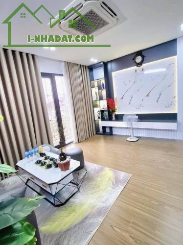 THANH XUÂN - 72M² HOA HẬU 8 TẦNG - THANG MÁY – GIÁ 25,1 TỶ - KHÔNG GIAN SỐNG CỦA RẤT - 2