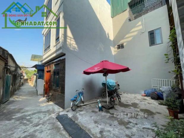 Hiếm ! Bán đất Chúc Sơn Chương Mỹ, ô tô, Giá Đầu Tư 2,x tỷ