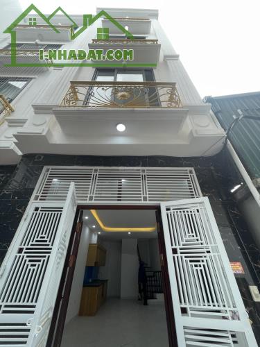 Gần ngay  Ql6 đúng  ,nhà mới tinh 5 tầng tại Biên Giang - Hà Đông ,