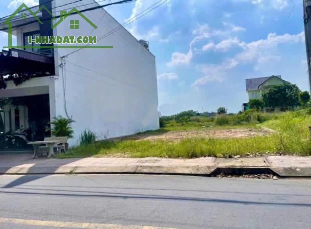 GIÁ NGỘP!!BÁN NGAY LÔ ĐẤT MT ĐƯỜNG 344M2 TÂN THẠNH ĐÔNG, SHR GIÁ 700TR