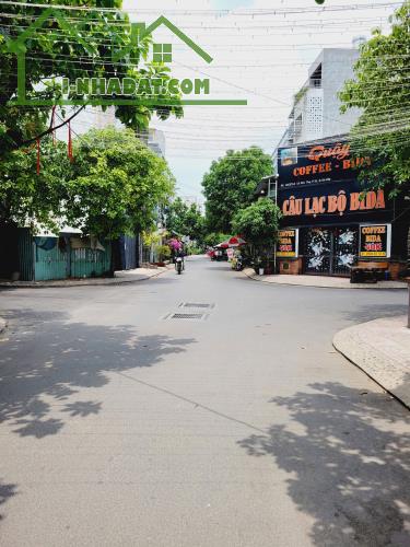 Góc 2 MT Lê Đức Thọ - 238m² nở hậu, sổ riêng 2024, chỉ hơn 9 tỷ