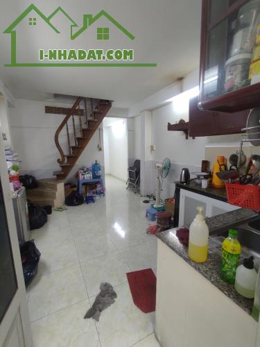 Nhà 2 tầng (3.5x19) 3 phòng ngủ, mặt tiền đường số 27 sát chợ Tân Quy Quận 7 chỉ 9.8 tỷ - 3
