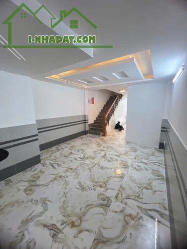 Bán Nhà Mặt Tiền,Khu Tên Lửa,Ngay Chợ Da Sà -4 Tầng - 4m x 23m - 11,8 Tỷ TL - 1