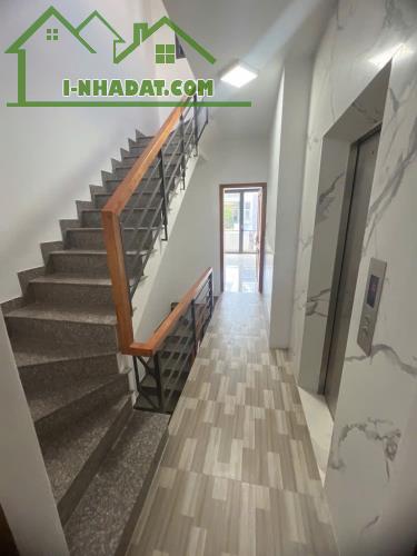 Bán Nhà Mặt Tiền,Khu Tên Lửa,Ngay Chợ Da Sà -4 Tầng - 4m x 23m - 11,8 Tỷ TL - 2