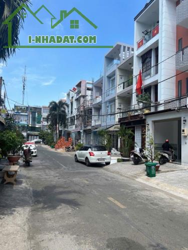 Bán Nhà Mặt Tiền,Khu Tên Lửa,Ngay Chợ Da Sà -4 Tầng - 4m x 23m - 11,8 Tỷ TL - 5