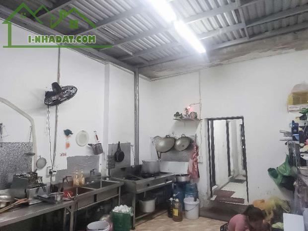 Bán nhà mặt phố Cổ Linh, Long Biên vỉa hè oto tránh kinh doanh sầm uất 155m, mặt tiền: 6m - 3