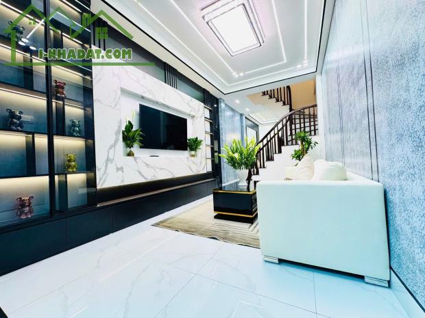 Siêu hiếm ô tô đỗ cửa Bùi Xương Trạch Thanh Xuân mới đẹp 4T 45m2 full nội thất ở luôn - 1