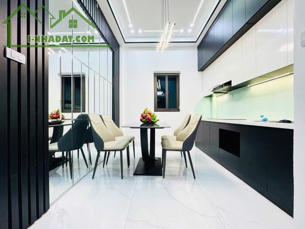 Siêu hiếm ô tô đỗ cửa Bùi Xương Trạch Thanh Xuân mới đẹp 4T 45m2 full nội thất ở luôn - 2