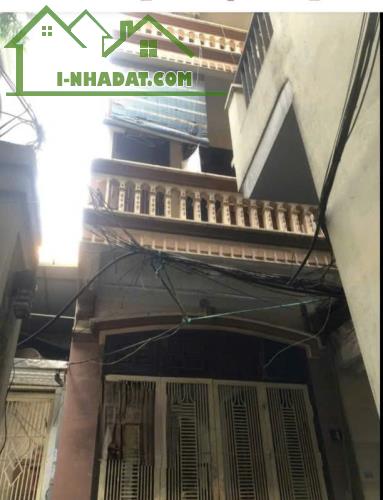 Cho thuê nhà ngõ Thống Nhất, Đại La 4 tầng x 32m2, 3PN, 3 vệ sinh, 10 Triệu