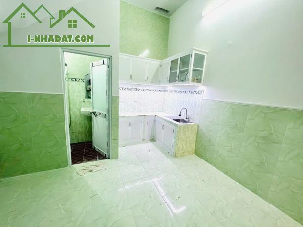 Bán nhà phố đường Trường Chinh - 2