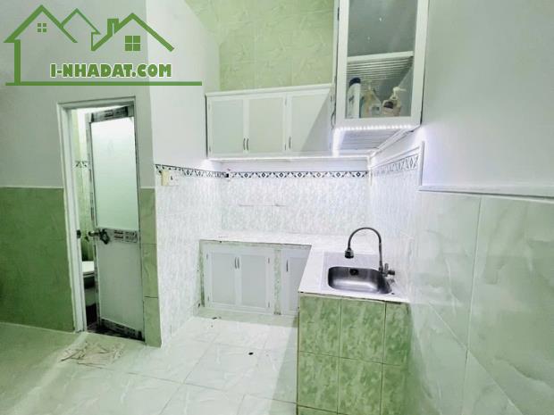 Bán nhà phố đường Trường Chinh - 3