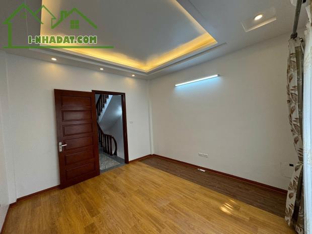 Giá Tốt.Bán Nhà Dân Xây, Ngọc Thụy, Long Biên 4T, 45m2 chỉ 7,45 tỷ (ô tô đỗ gần) - 2