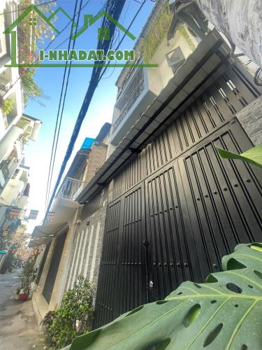 5.5x9m, BÁN NHÀ 4 TẦNG, HXH, TRƯỜNG CHINH, P12 TÂN BÌNH, NHỈNH 8 TỶ