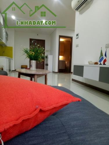 Bao rẻ! An cư dành cho giới trẻ! Căn hộ C/cư chuẩn 5 sao 2PN Full nội thất cao cấp 8tr - 4