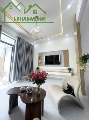 NHÀ MỚI FULL NỘI THẤT – TRUNG TÂM PHỐ – HẺM 108 Y NUÊ, EA TAM – CHỈ 2 TỶ 450 TRIỆU - 2