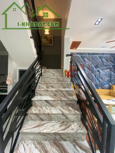 Nhà mới tinh-HXH - 81M2 - Bao hoàn công - Sát Đỗ Xuân Hợp, Trường ĐH-CĐ- TNP B Chỉ 7,5 tỷ - 4