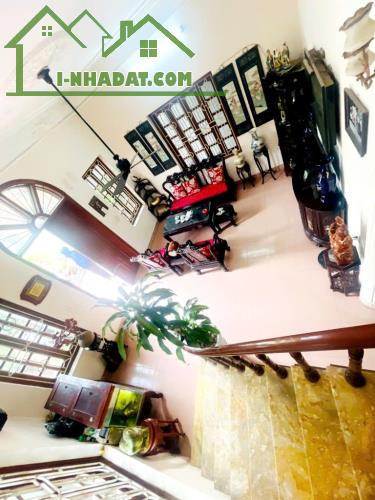 BÁN BIỆT THỰ NGỌC THỤY - LONG BIÊN - HÀNG XÓM PHỐ CỔ 180M2 – GIÁ CHỈ 45 TỶ! ✨🏡 - 2