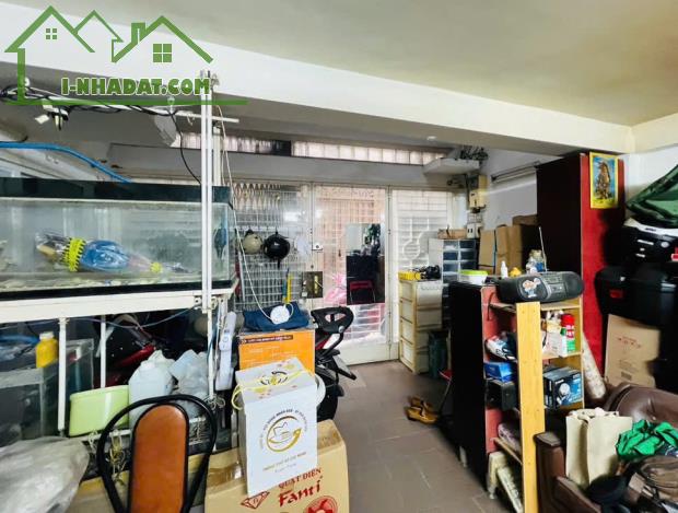 BÁN NHÀ 3 TẦNG HUỲNH TẤN PHÁT – GẦN PHÚ MỸ HƯNG – XE HƠI ĐỖ CỬA – CHỈ 8.4 TỶ - 3
