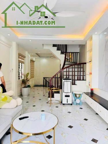 BÁN NHÀ PHƯƠNG CANH – 42M2, 5 TẦNG – NGÕ THÔNG, Ô TÔ – KD, SẦM UẤT – TỪ LIÊM, 8.5 TỶ