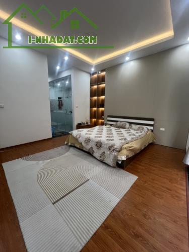 Bán Nhà Cổ Linh, Phường Thạch Bàn, Long Biên 47m2, 4T, giá 8,2 tỷ (ô tô đỗ cách 15m) - 2