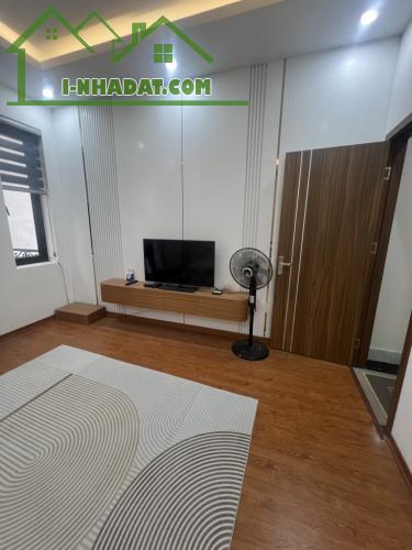 Bán Nhà Cổ Linh, Phường Thạch Bàn, Long Biên 47m2, 4T, giá 8,2 tỷ (ô tô đỗ cách 15m) - 3
