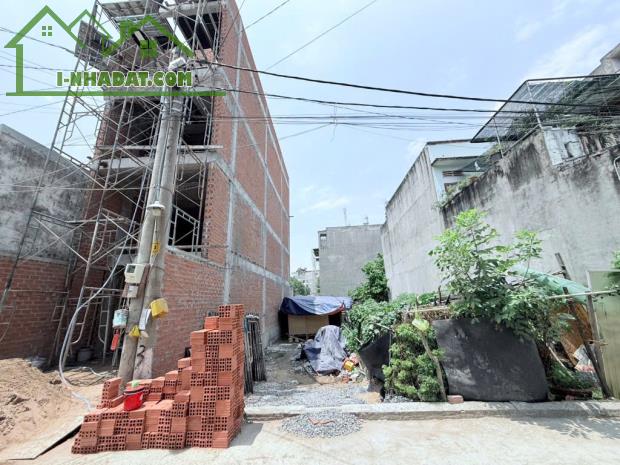 CHỦ GẤP BÁN,LÔ ĐẤT CỰC HIẾM DT72M (4x18),NGAY GẦN VINHOME QUẬN 9,HẺM XE HƠI,CHỈ 3.6TỶ TL - 2