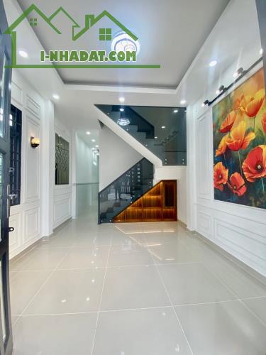 NHÀ 2 TẦNG - MẶT TIỀN ĐƯỜNG NHỰA TRẦN THỊ BỐC - THỚI TAM THÔN HÓC MÔN ĐI BỘ RA CHỢ HÓC MÔN - 4