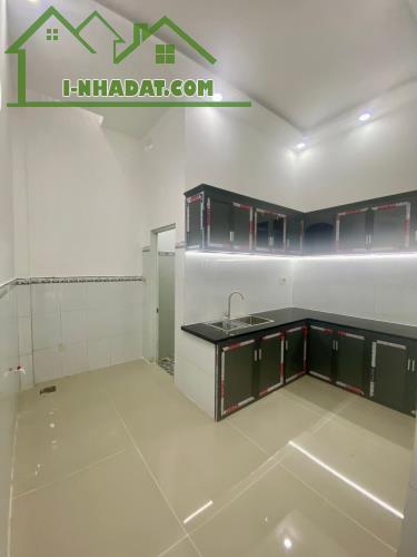 NHÀ 2 TẦNG - MẶT TIỀN ĐƯỜNG NHỰA TRẦN THỊ BỐC - THỚI TAM THÔN HÓC MÔN ĐI BỘ RA CHỢ HÓC MÔN - 2