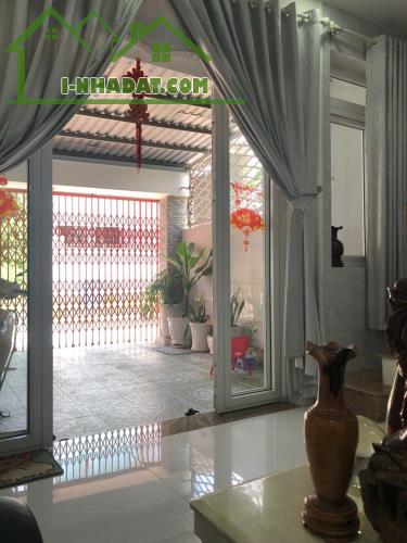 Nhà Phú Mỹ, Thủ Dầu Một. Nhà 1 trệt 1 lầu 3 phòng ngủ - 2