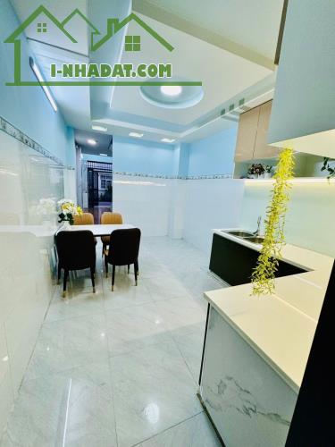 BÁN NHÀ MẶT TIỀN KINH DOANH KHU CITILAND- SỐ NHÀ LỘC PHÁT- 50M2 - 4 TẦNG- 4 P.NGỦ- KHÔNG - 2