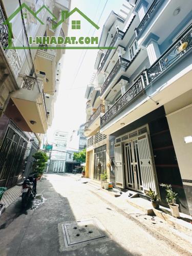 Khu phân lô, 4 tầng, 5 x 10, giá 5.X tỷ, hẻm ô tô
