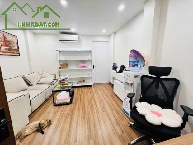 KIM HOA - NHÀ ĐẸP - 7 TẦNG THANG MÁY - NGÕ THÔNG - Ô TÔ VÀO NHÀ - 55M² NHỈNH 16 TỈ - 2