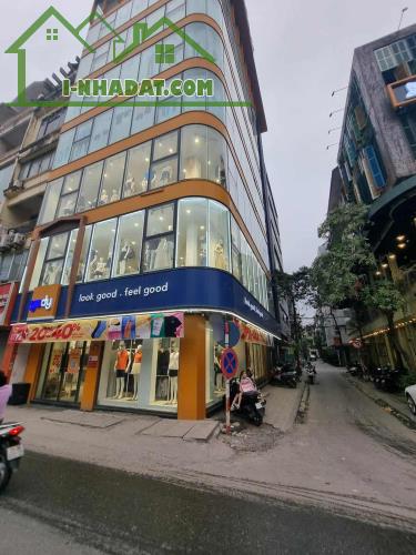Bán tòa nhà 6 tầng lô góc phố Nguyễn Tuân 150m2, 6 tầng, cho thuê 200tr/ tháng, chỉ 72 tỷ.