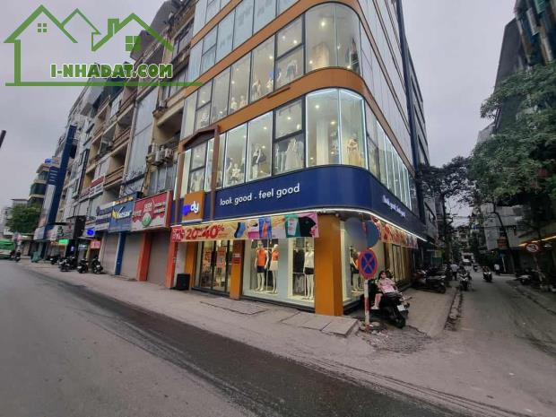 Bán tòa nhà 6 tầng lô góc phố Nguyễn Tuân 150m2, 6 tầng, cho thuê 200tr/ tháng, chỉ 72 tỷ. - 2