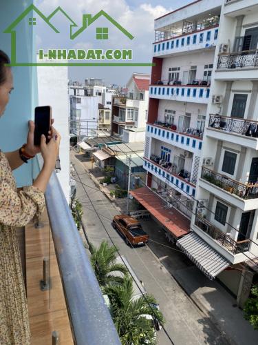 BÁN NHÀ 5 TẦNG HẺM 8M Đ NGUYỄN HỮU TIẾN . PHƯỜNG TÂY THẠNH. TÂN PHÚ . DT105 M . GIÁ 14.6 ỷ - 3