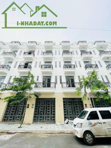 Nhà xây mới có thang máy, nhà hoàn thiện nhận nhà ở ngay – Rộng rãi, thoải mái - 2