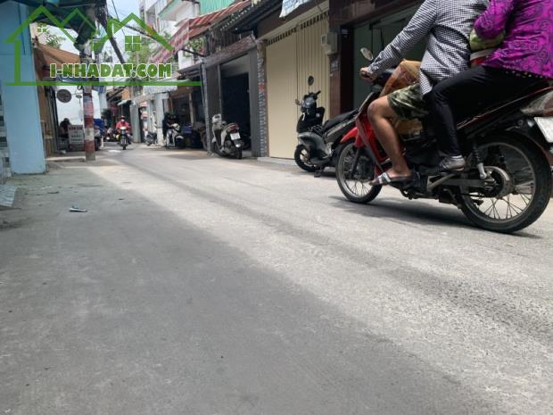 HXH THÔNG BÙI MINH TRỰC P5 QUẬN 8 - NHÀ 2 TẦNG 30M2 (3,4X8,7M) - VUÔNG VỨC - CHỈ 3.3 TỶ - 5
