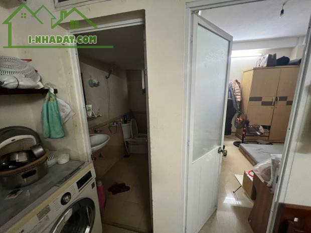 Cho thuê căn hộ CCMN Thái Hà 5.5 Triệu Full đồ, ở gđ, nhóm 4 người - 4