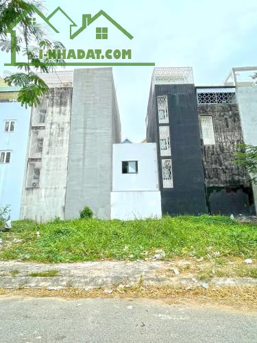 Hàng hiếm - Lô đất 5x13m Đường nhựa 8m Hoàng Quốc Việt, Quận 7