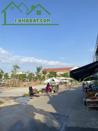 Bán Nhà 3 Tầng Mới Đẹp, Hẻm Xe Hơi, Gần Công Viên Phú Hữu – Giá Chỉ Hơn 4 Tỷ - 3