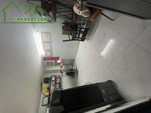 Bán chung cư Bàu Cát 2 Đồng Đen , Phường 14 Tân Bình,68m 2( 3.9x 18) 6 tỷ - 4