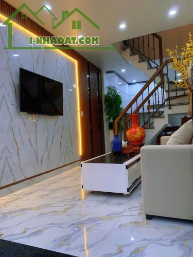 Bán gấp nhà Phương Lưu, Vạn Mỹ, Ngô Quyền,Hp. 2,3 tỷ, 30m2, 3 tầng. - 1