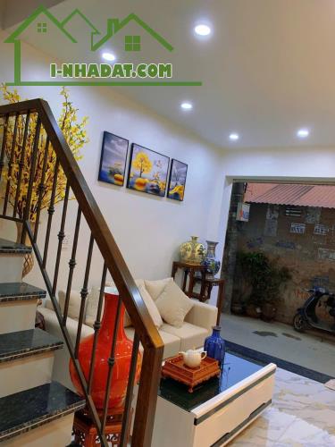 Bán gấp nhà Phương Lưu, Vạn Mỹ, Ngô Quyền,Hp. 2,3 tỷ, 30m2, 3 tầng. - 2