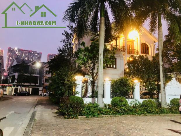 BÁN BIỆT THỰ KĐT - MỸ ĐÌNH - HÀ NỘI - 200M2 - SỔ ĐỎ - 1