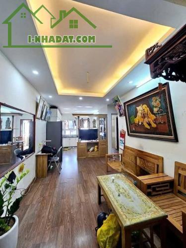 Bán Nhanh căn hộ tầng trung tòa CT8 Đại Thanh 66m2, Sổ đỏ chính chủ , full NT, giá 2.7x tỷ