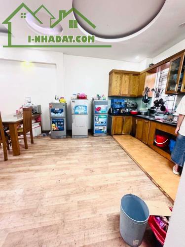 Bán nhà Phạm Văn Đồng dân xây chắc chắn 4 tầng 45m, ô tô, kinh doanh bất chấp, giá 13 tỷ - 3