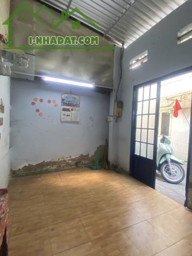 BÁN NHÀ GIÁ RẺ CẤP 4 BẾN VÂN ĐỒN Q4- NGANG 4.7m x 9m CHỈ 3.8 TỶ TL - 2