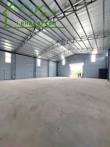 375m kho xưởng khu vực Vạn Phúc cần cho thuê, mặt tiền 17m, giá 45k/m - 2