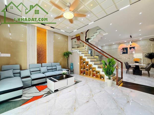 Bán nhà hẻm 3m cách hẻm xe hơi 5m đường Thống Nhất, P.11, 5,3 x 11, 4 lầu giá 6.2 tỷ tl - 1