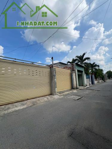 Bán nhà mặt tiền đường 9 Tăng Nhơn Phú B quận 9 15tỷ/235m2.